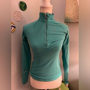 Nike dry fit pullover